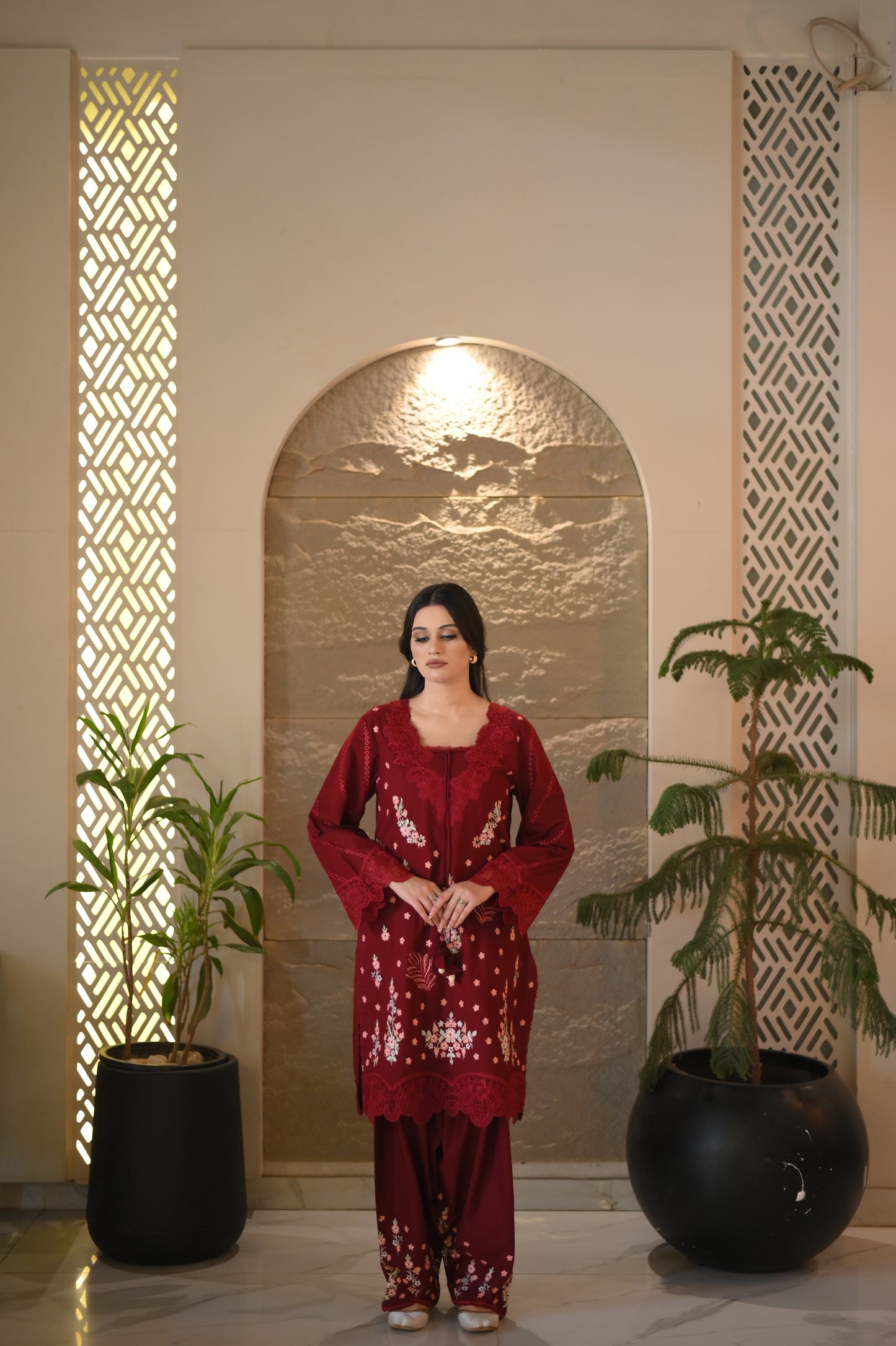 Red embroidered luxury khaddar set 2pc