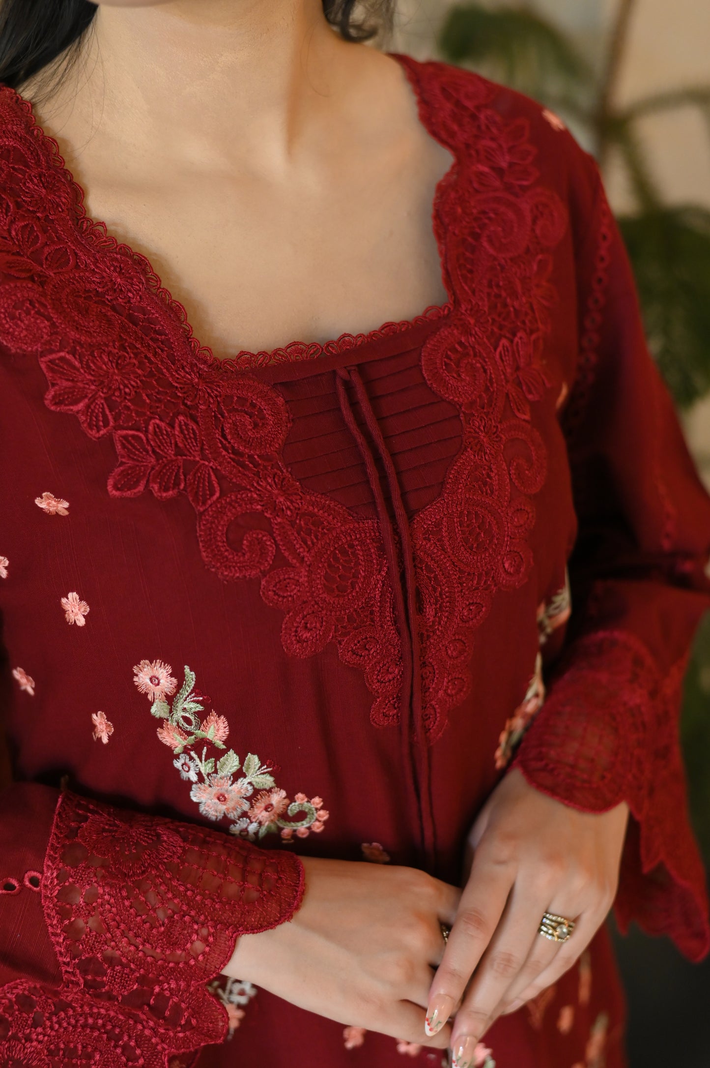 Red embroidered luxury khaddar set 2pc