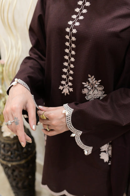 Cocoa bloom-2Piece / 3Piece Embroidered lawn
