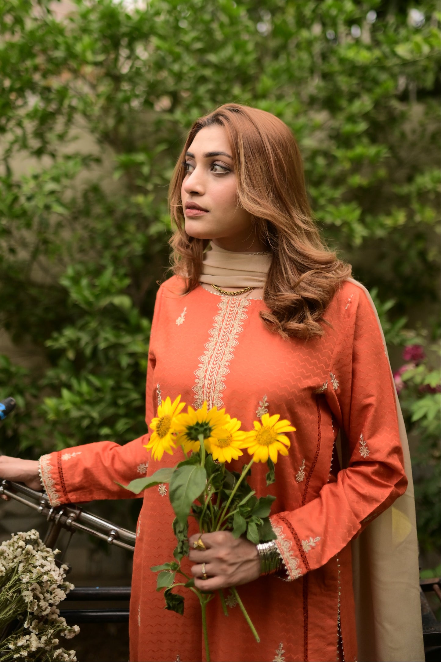 Citrus bloom-2Piece/ 3Piece Embroidered lawn