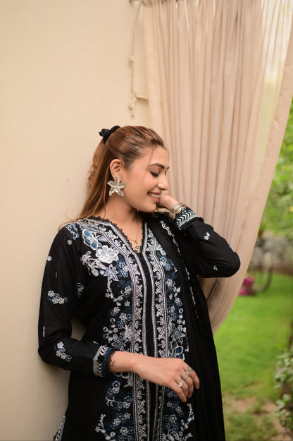 Midnight bloom 3Piece Embroidered lawn