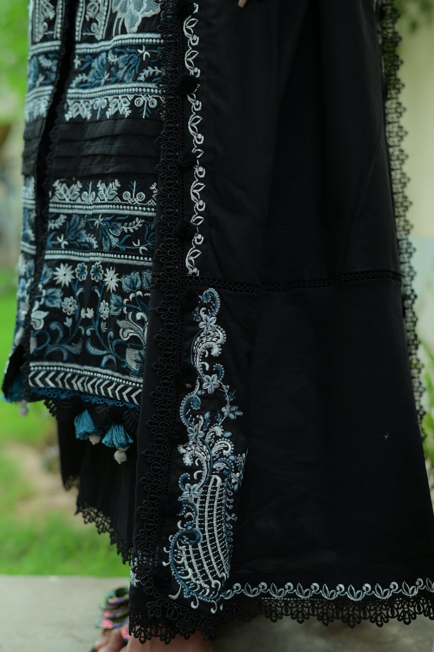 Midnight bloom 3Piece Embroidered lawn