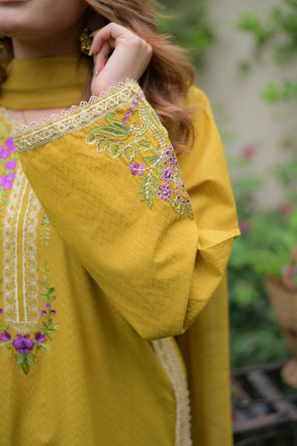 Honey blossom-3 Piece/ 2Piece Embroidered lawn